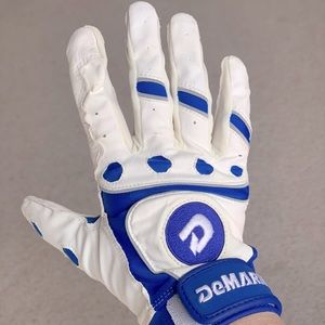Ladies softball gloves